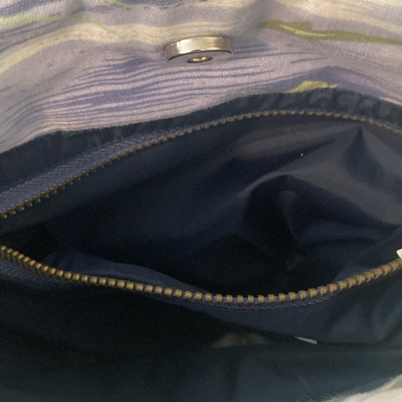 Tommy Bahama Fish Tote Bag - Picture 8 of 14